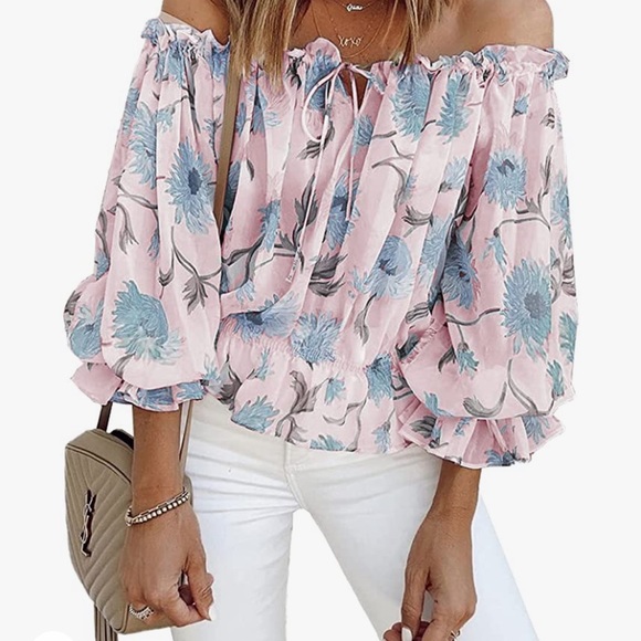 Super cute woman tops off shoulder ruffled blouse - Picture 7 of 8